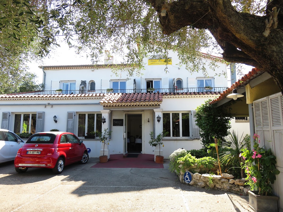 Nice hostel - photo 3