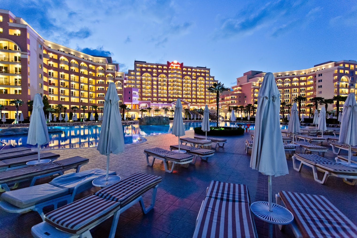 DIT Majestic Beach Resort