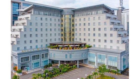 Версаль, гостиница