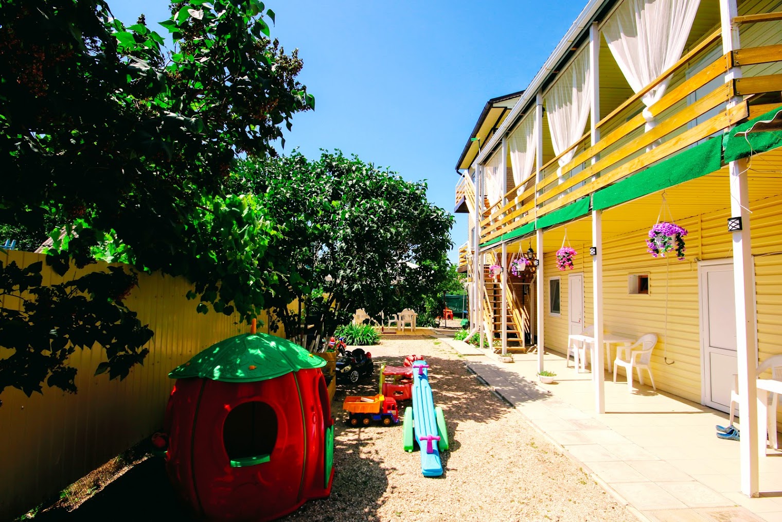 Гостевой дом Полевая 17