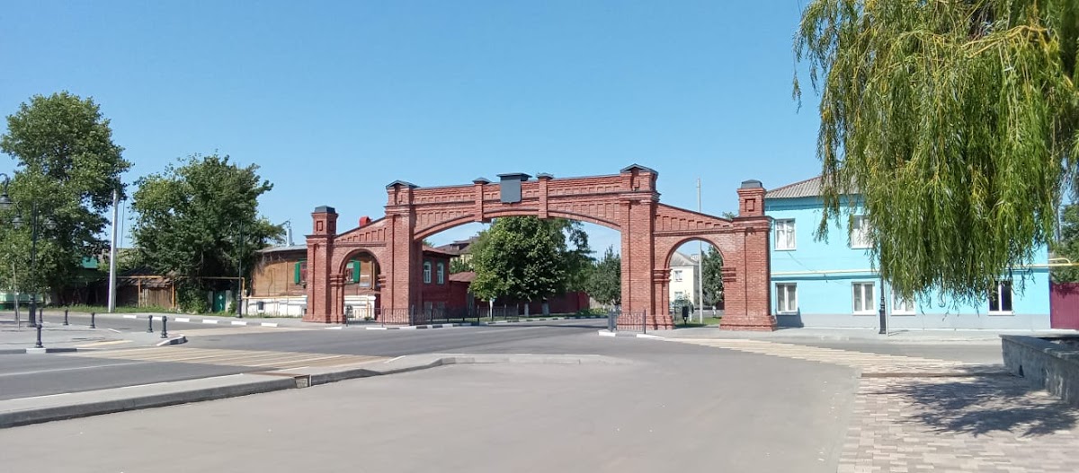 Отель, стоянка, кафе "НОЙ" - photo 2