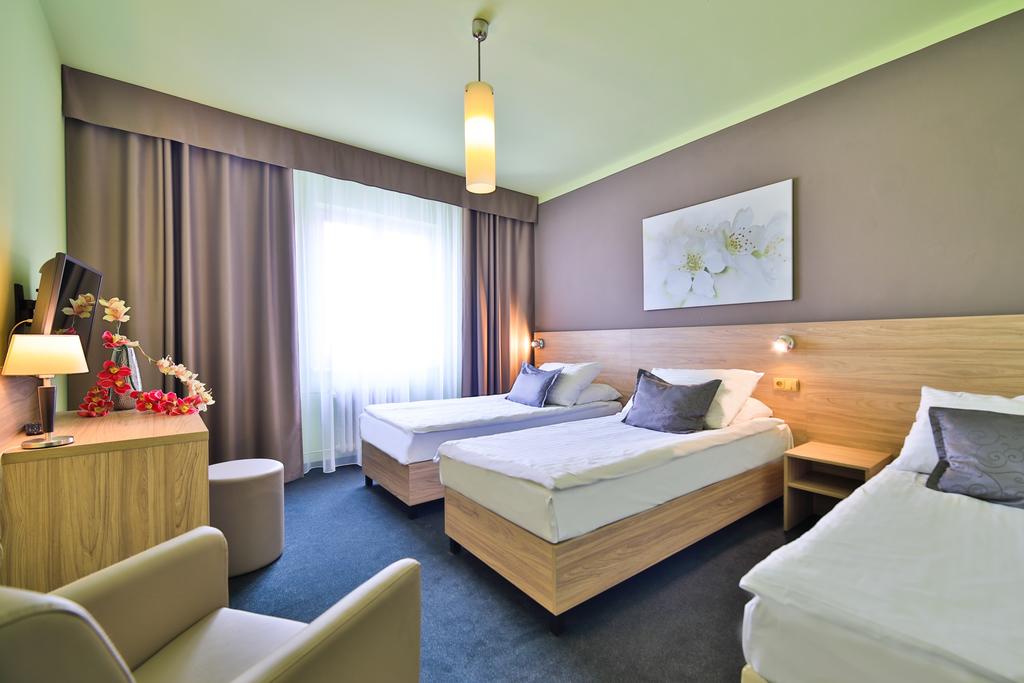 Mishka Hotel - photo 5