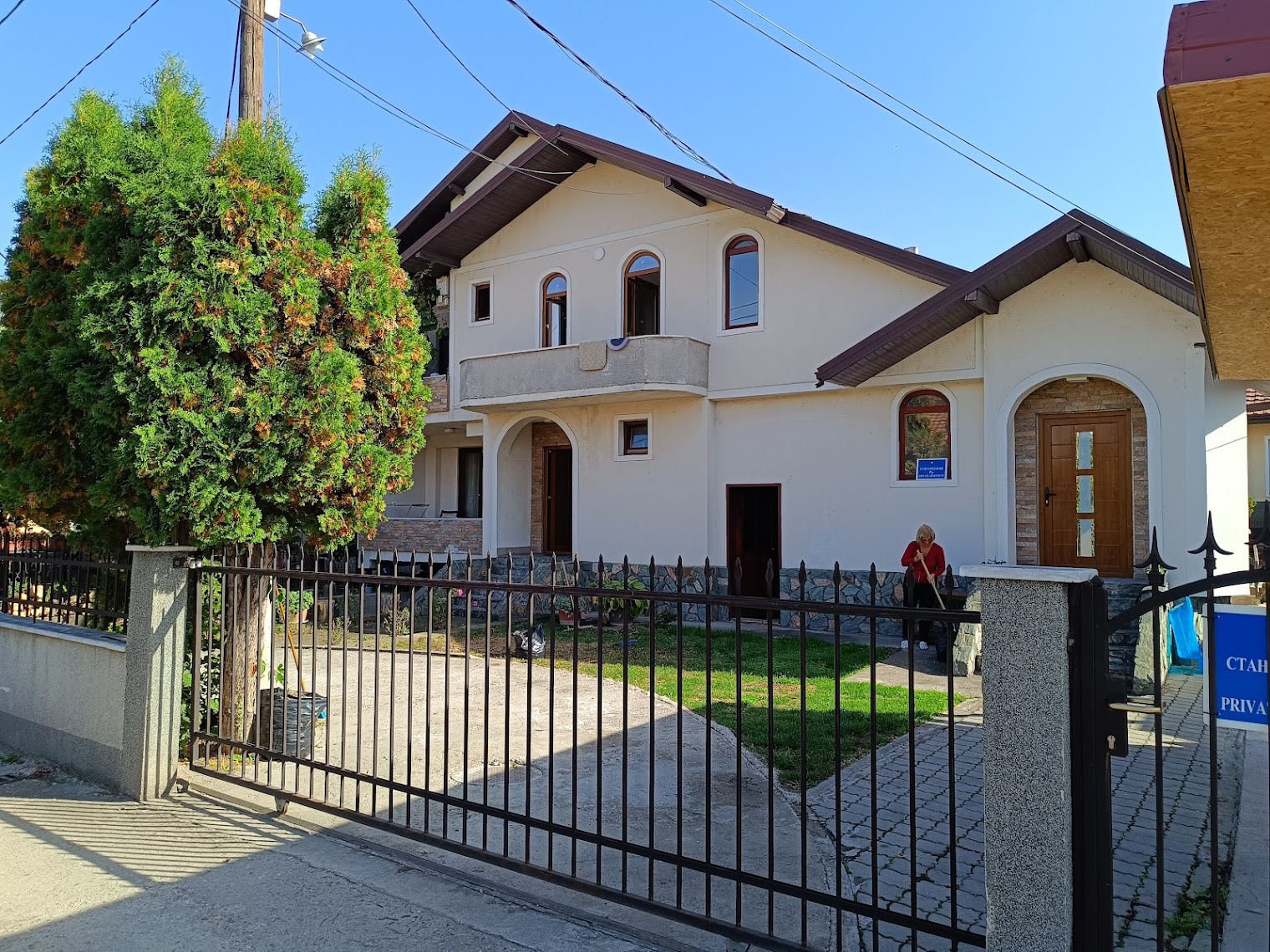 Хостел закрыт