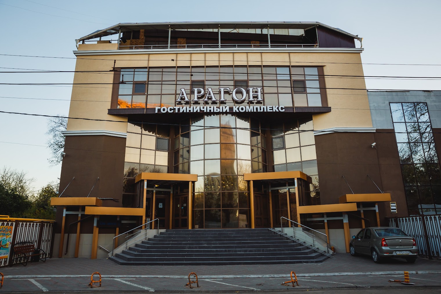 Саванна, Гостиничный Комплекс