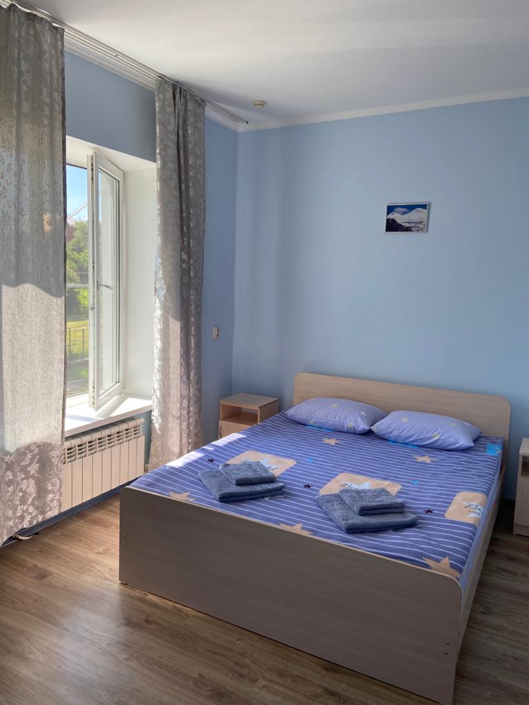 Гостиница Кристалл - photo 4