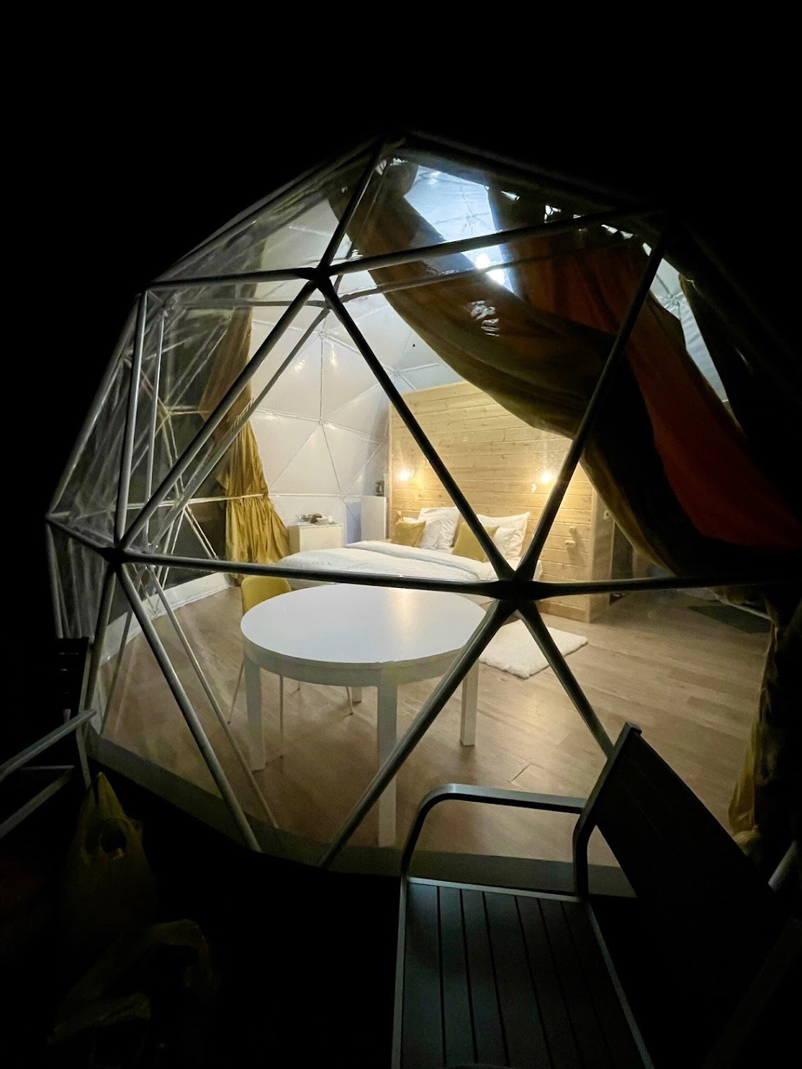 Отель "Гейзерное озеро" Green Kolobok