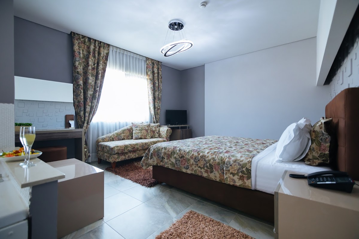 Hotel Bonita - photo 2