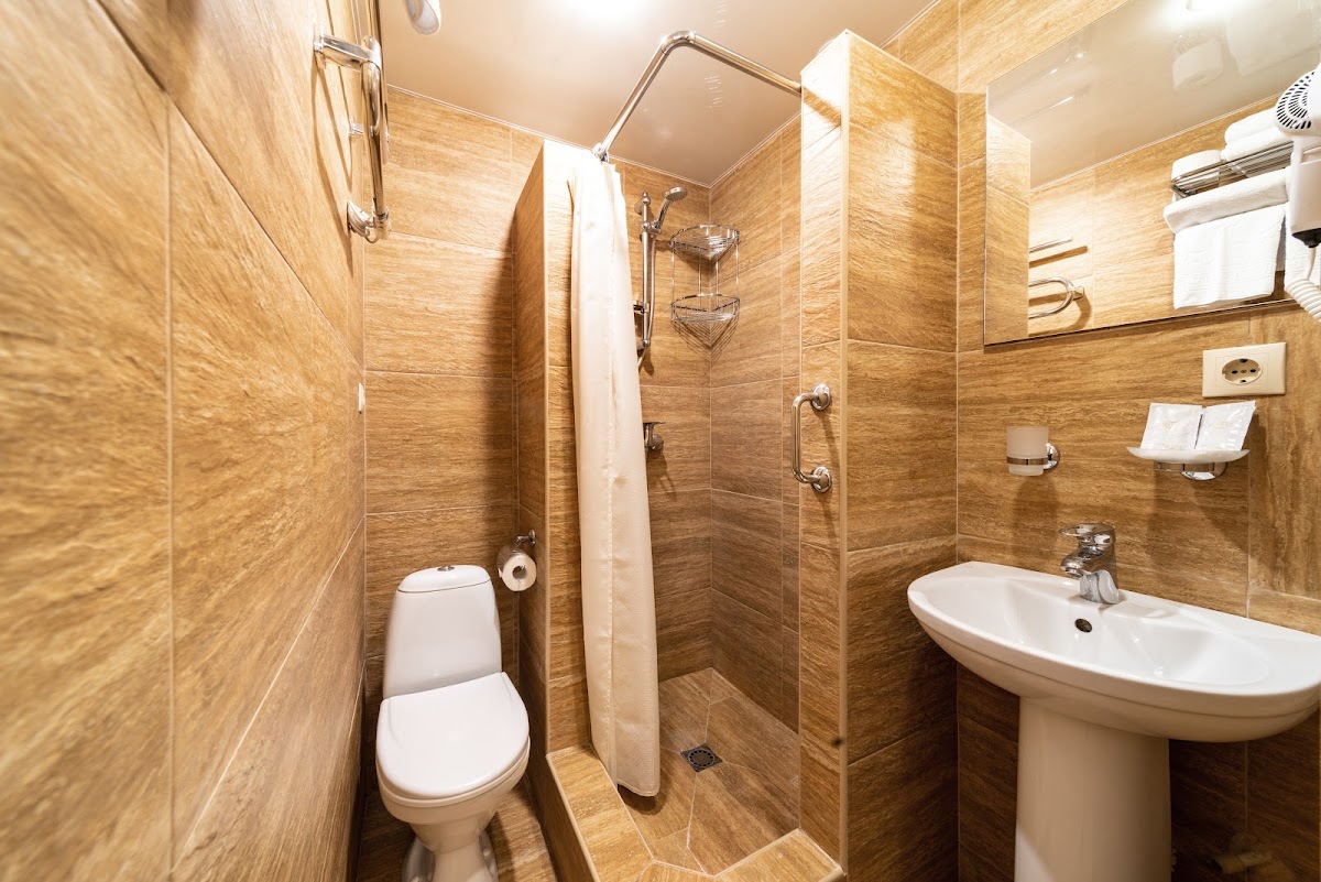 Room Hotel - photo 3