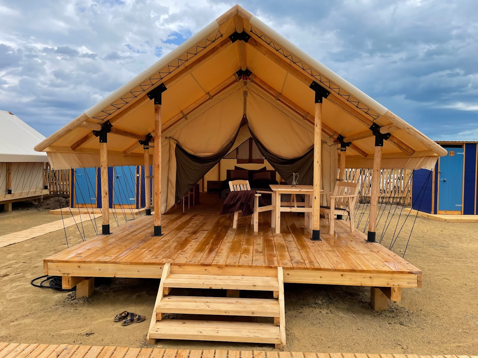 Глэмпинг «Оранжевая кефаль»