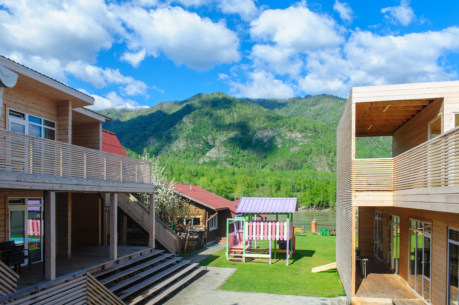 Горный Ветер, Туристический комплекс