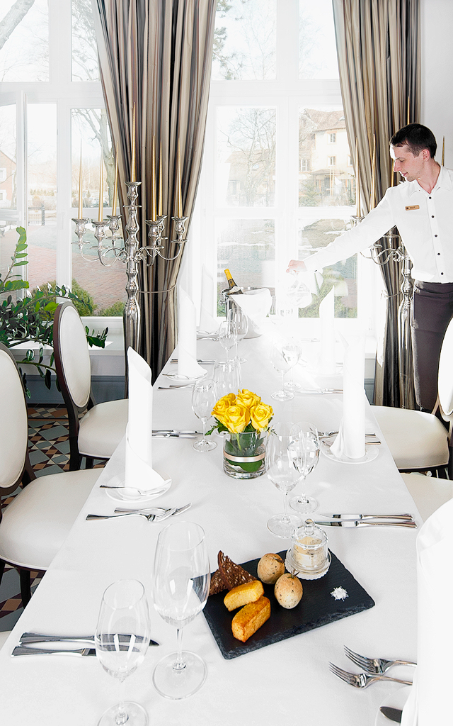 Sсhloss Hotel Yantarny - photo 3