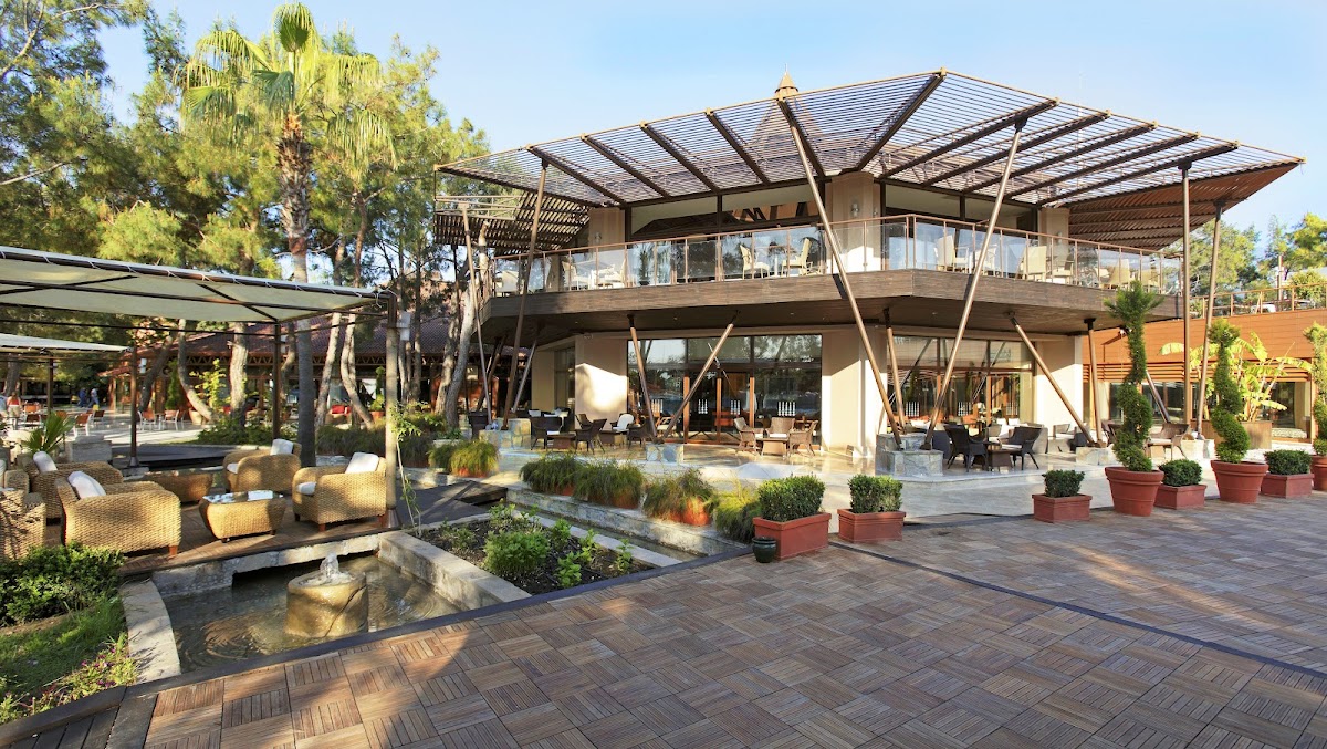 Vodniy Rai Hotel - photo 2