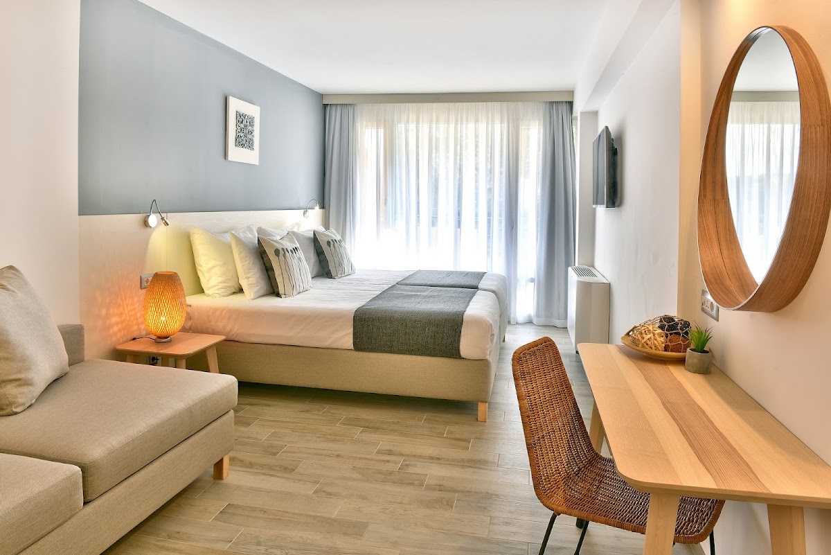 Hotel “iHot@l” - photo 3