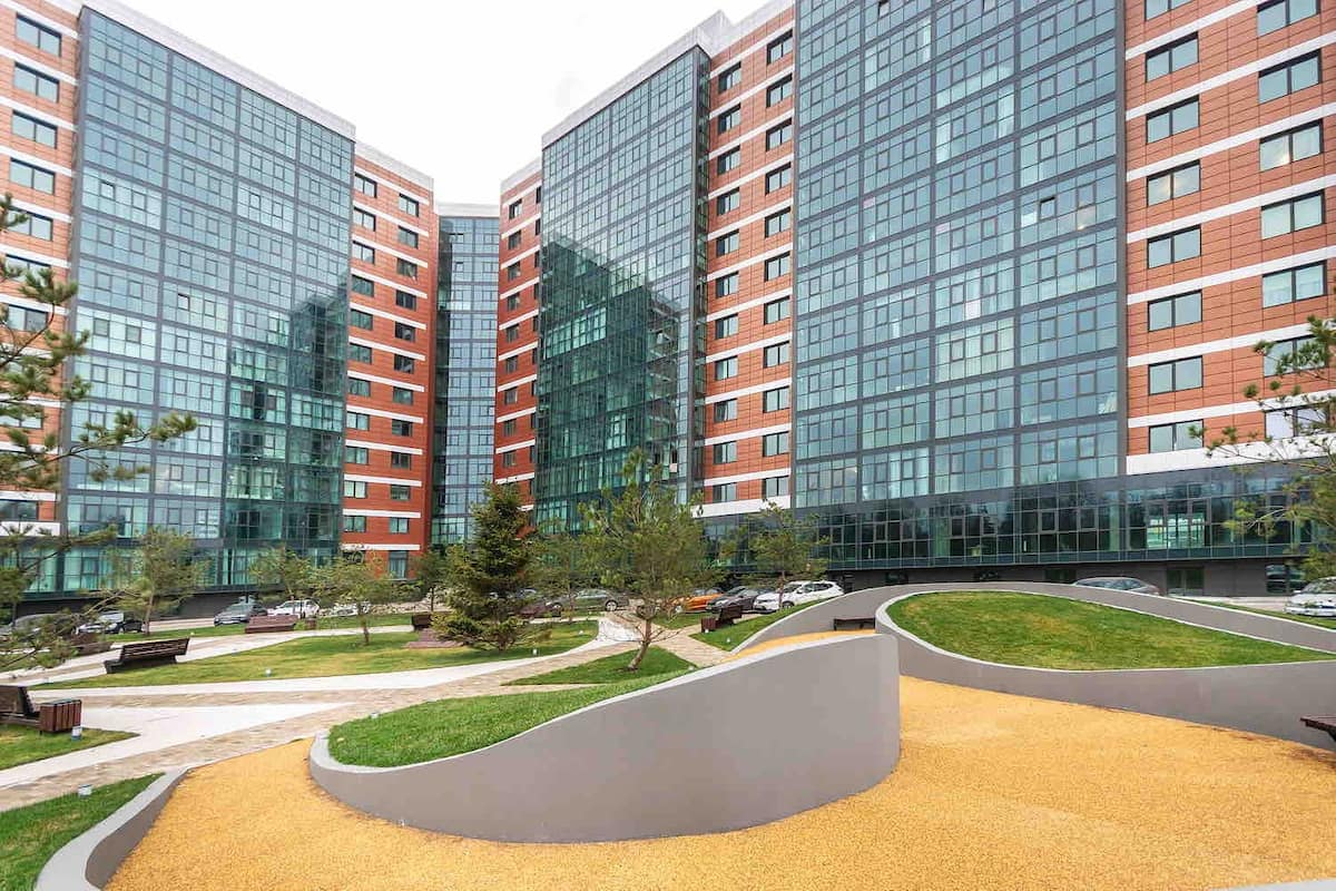 Шато Отель, Гостиница