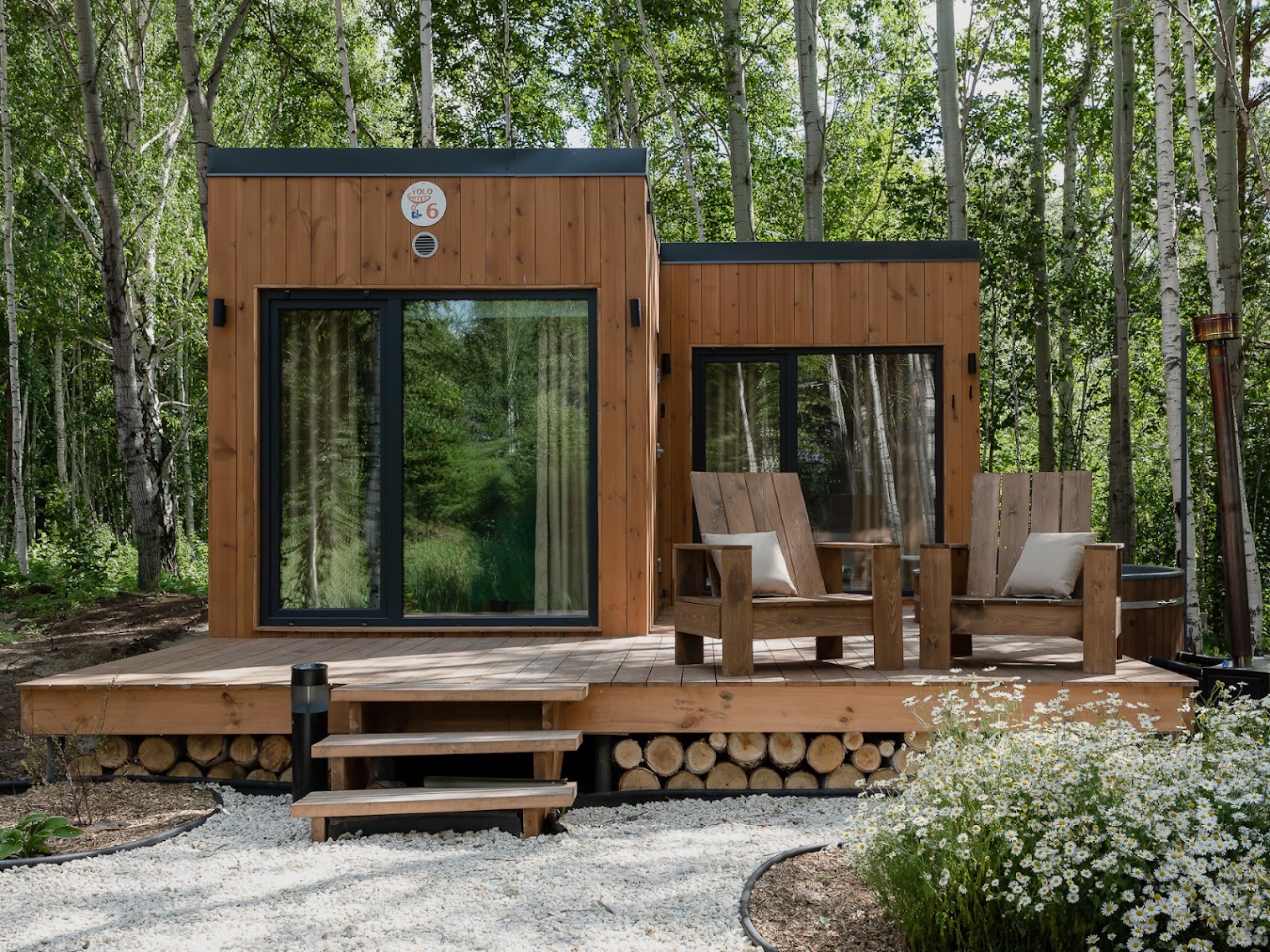 Лесной отель на воде YOLO. Глэмпинг.