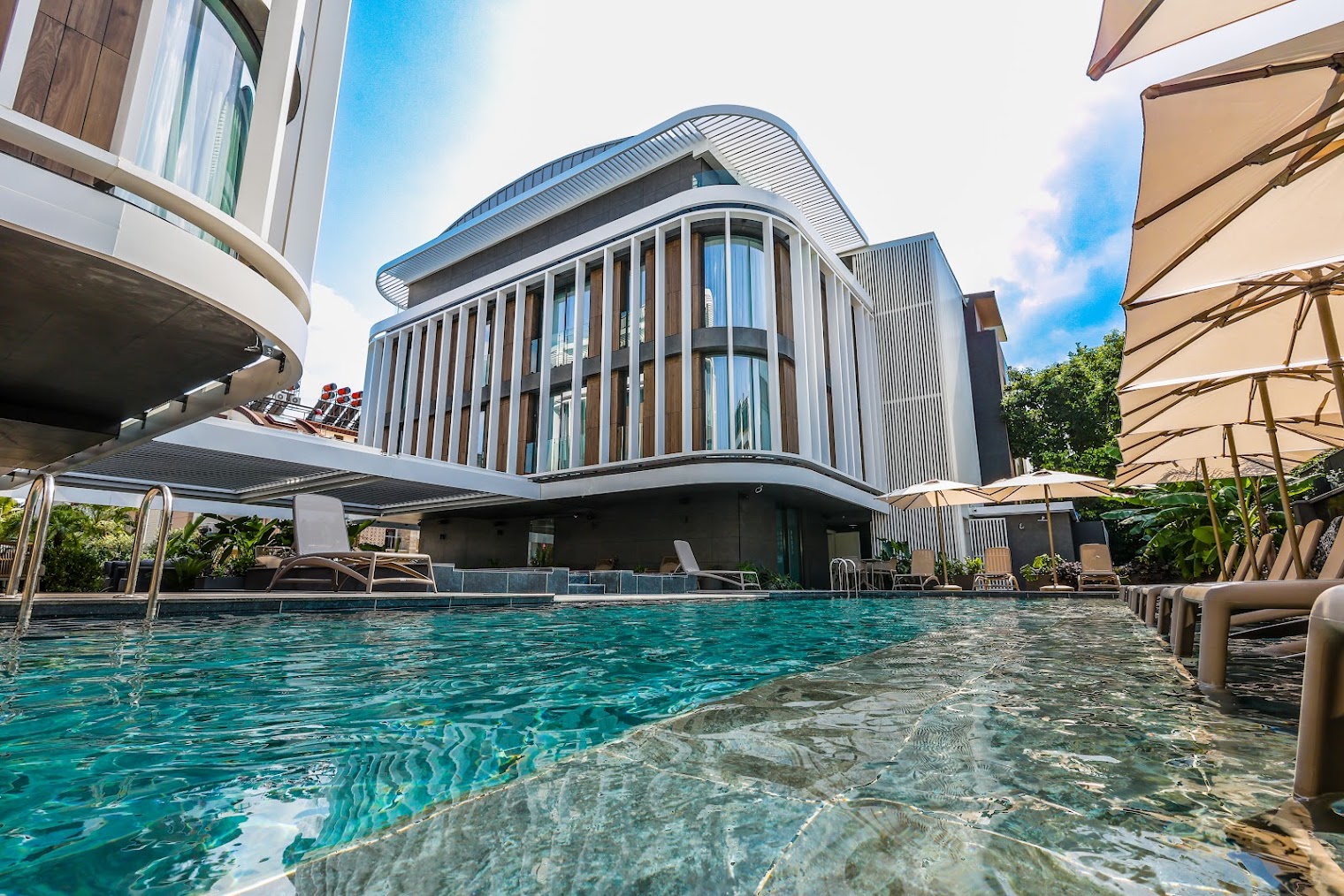 Отель "Вега".