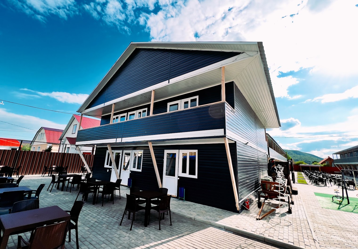 База Отдыха Гостевой дом "BROADWAY"