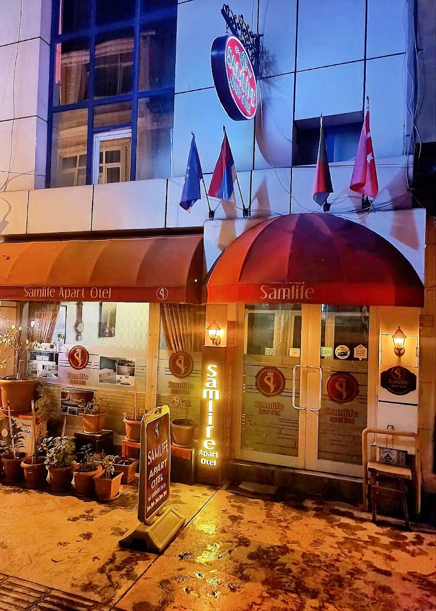 GRAND DELUXE HOTEL - photo 4