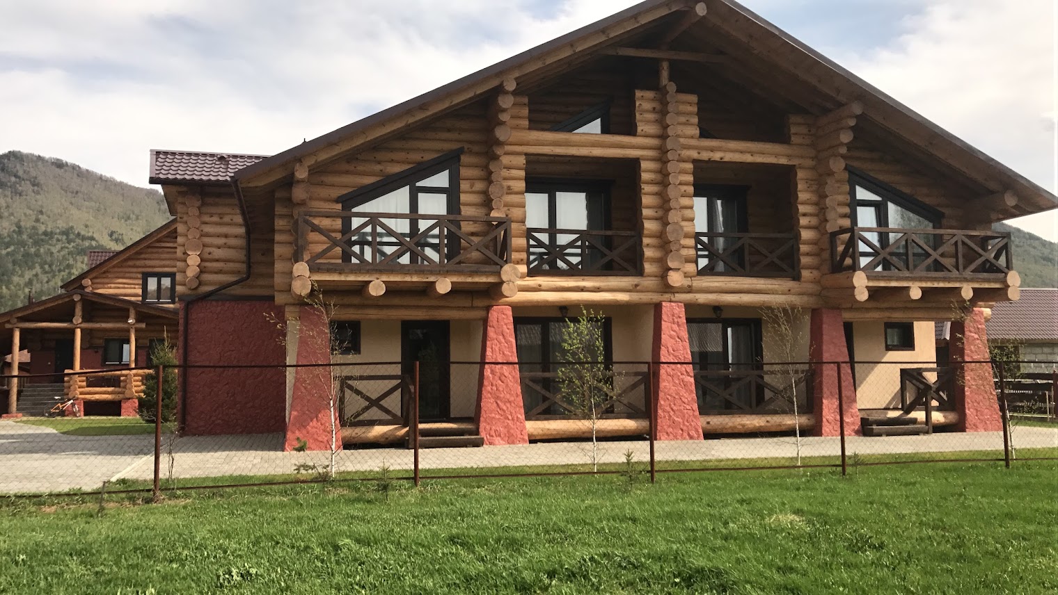 Манжерок, гостиничный комплекс