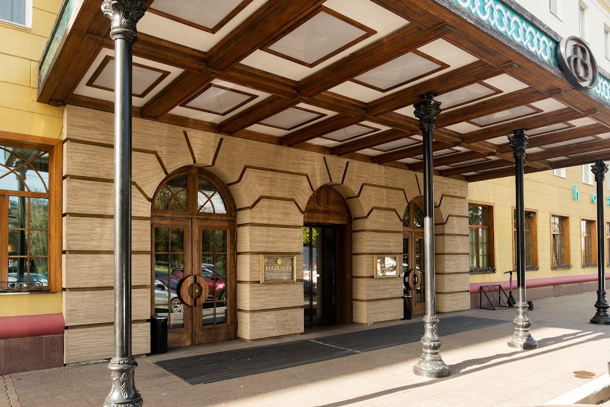 Grace Hotel - photo 4