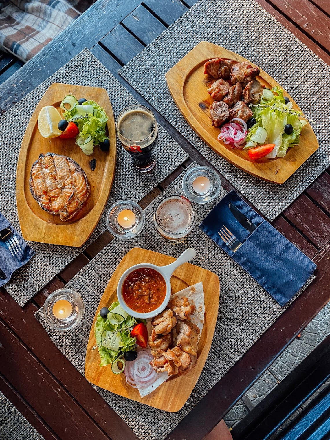 Славянский двор