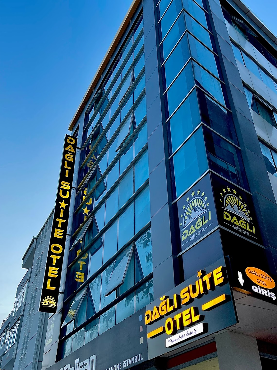 AMIGO, гостиничный комплекс