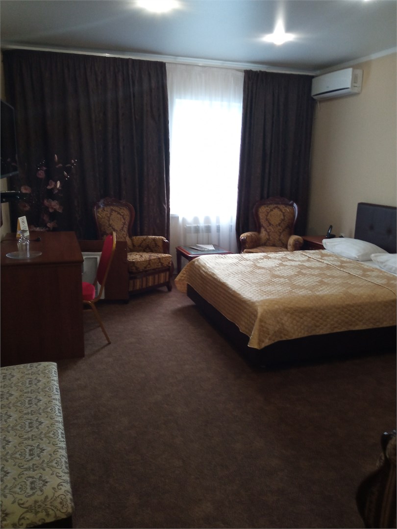 Ресторанно-гостиничный комплекс "Чернышевой"