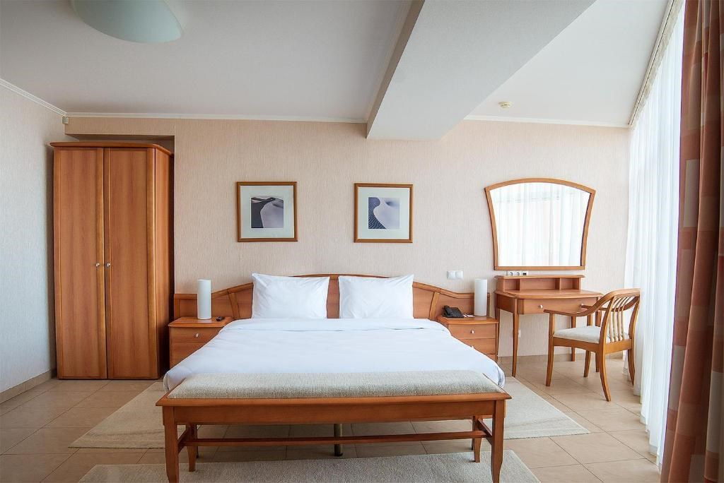 Apri Hotel Perm City Center - photo 4