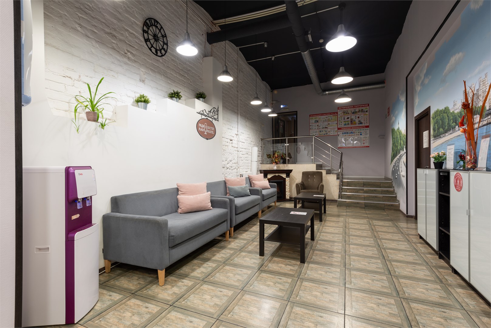 Radio Hostel - photo 5