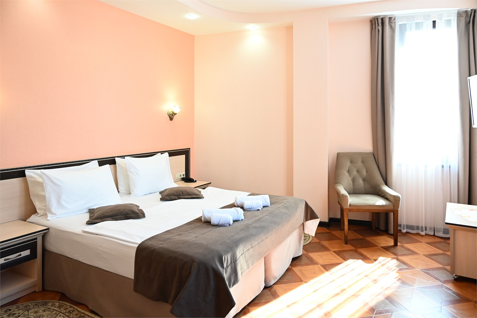 Shine House - photo 3