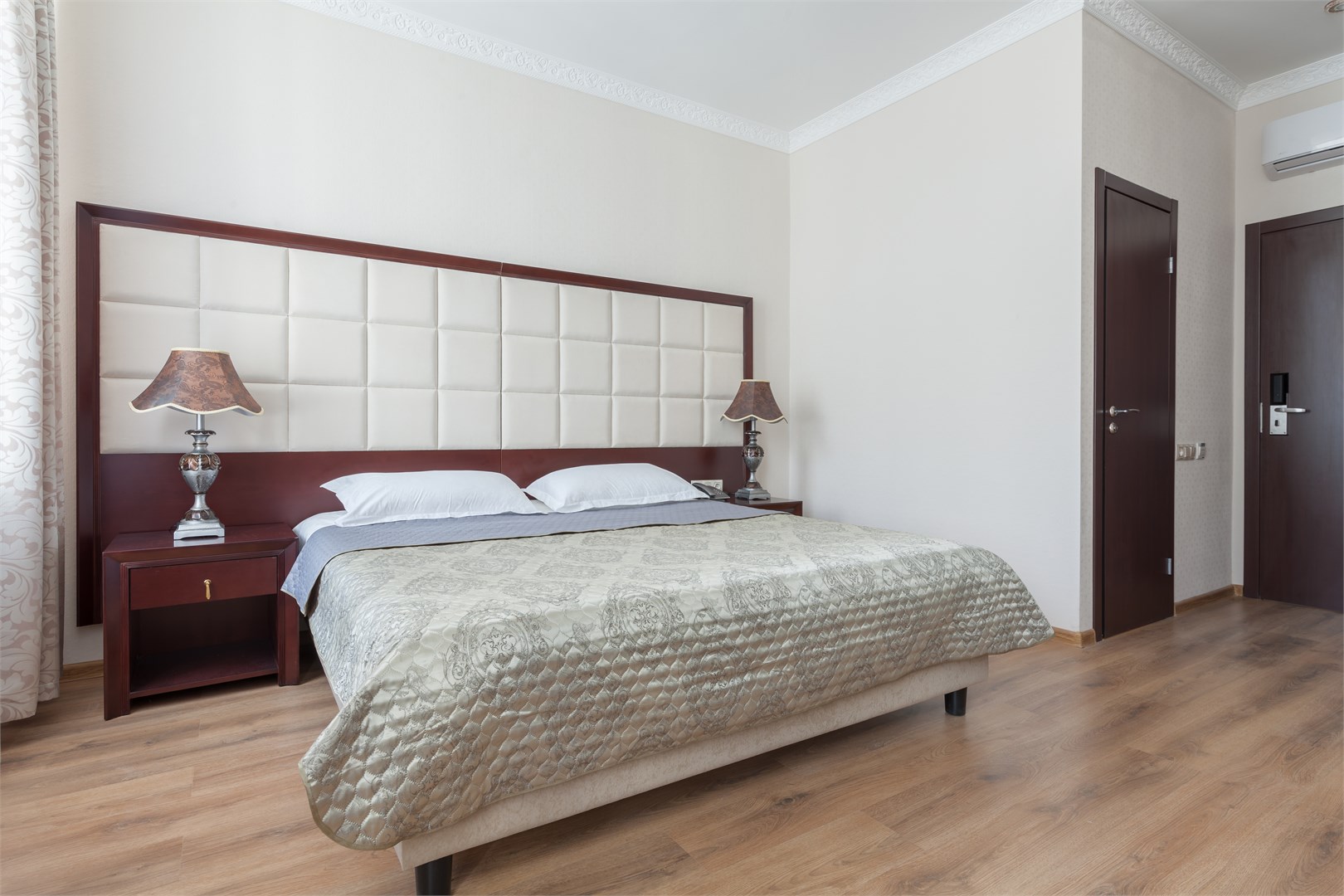 Grand Lioin Меблированные комнаты - photo 3