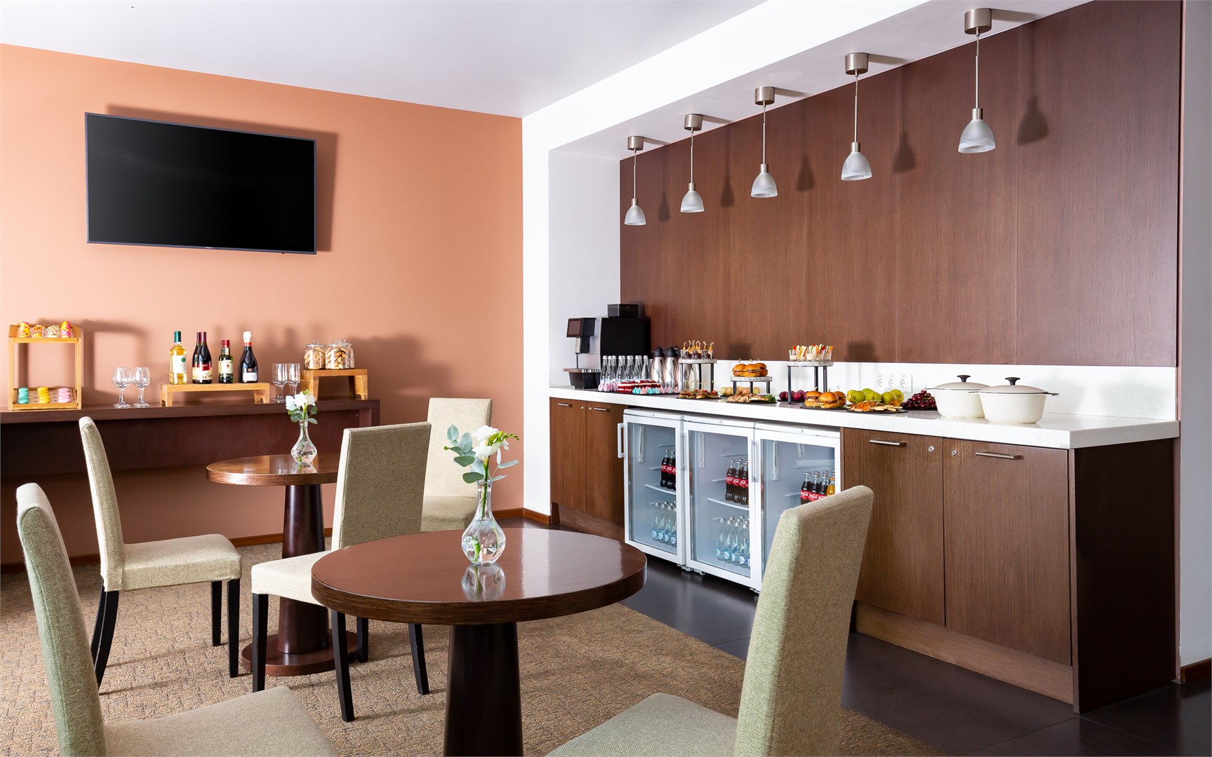 DoubleTree by Hilton - photo 3