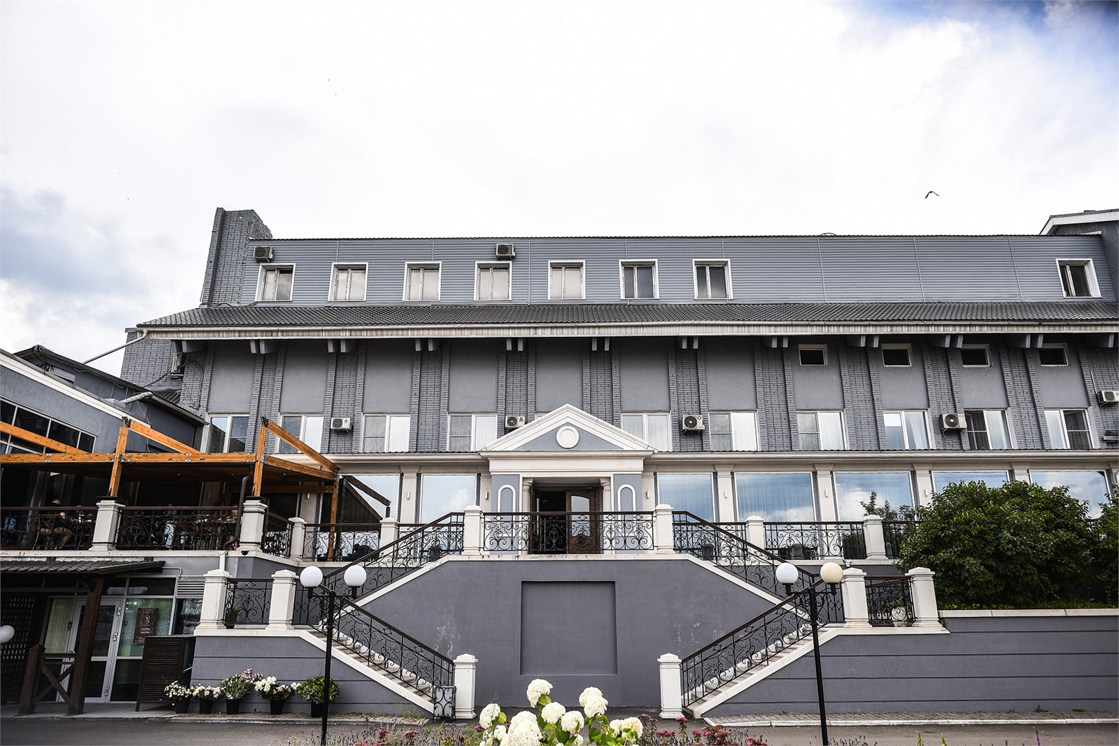 Гостиничный комплекс «Сибирский Сафари Клуб»