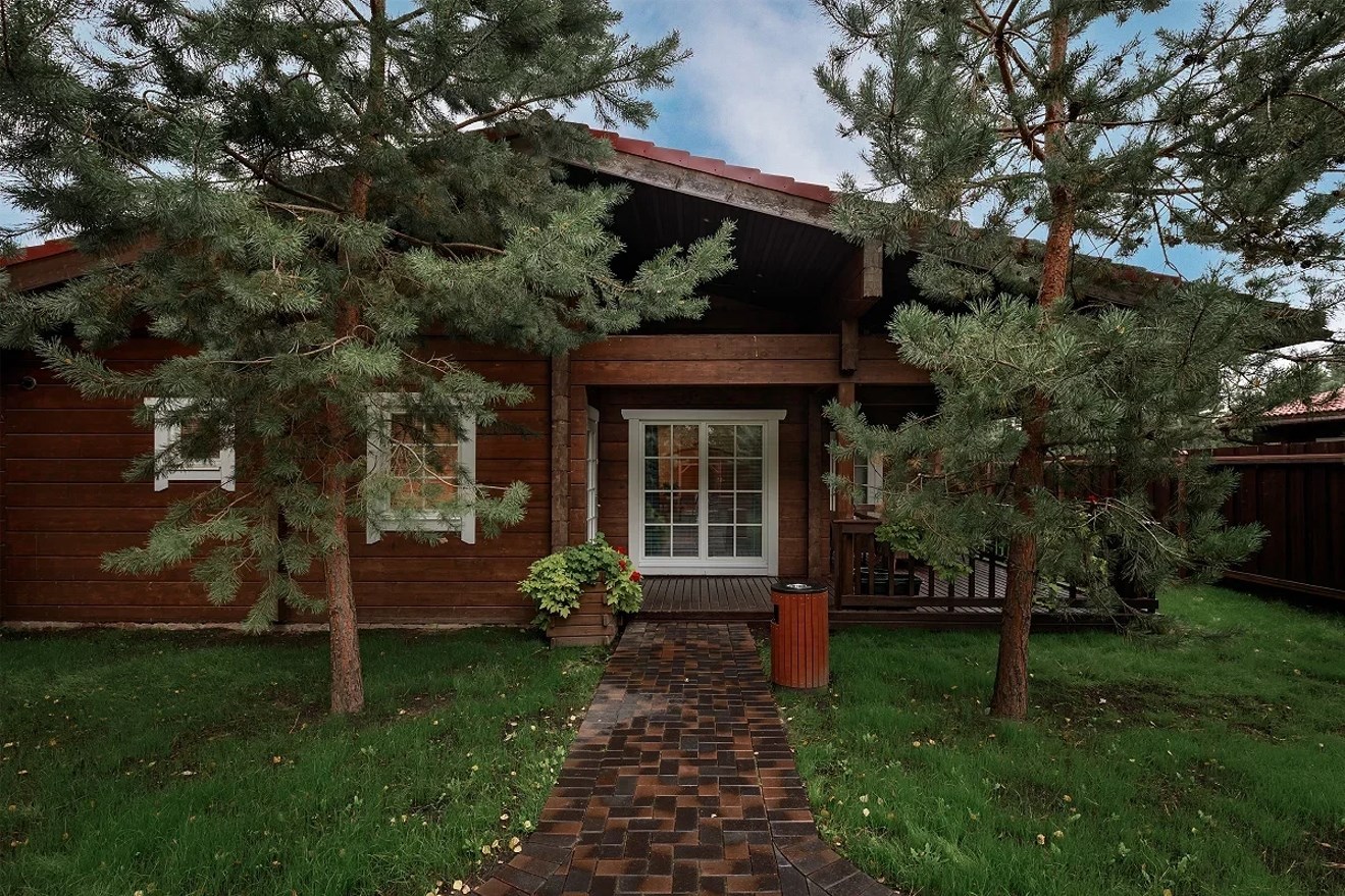 Загородный отель "Fish Point Family Resort"