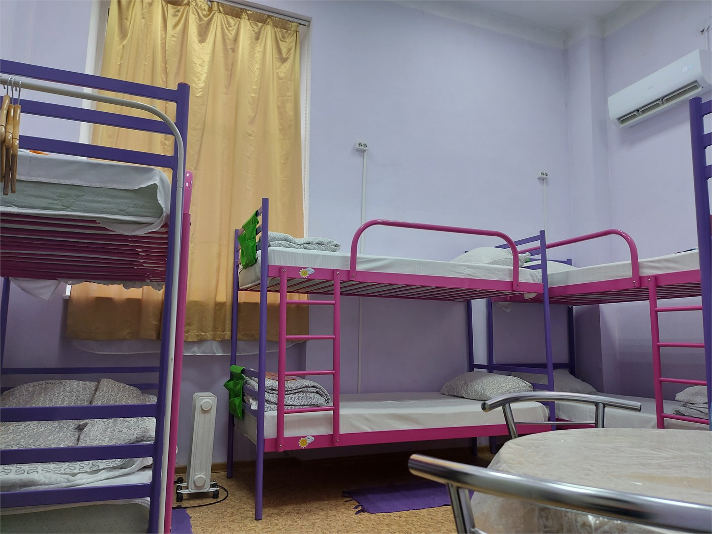 Sunny hostel - photo 3