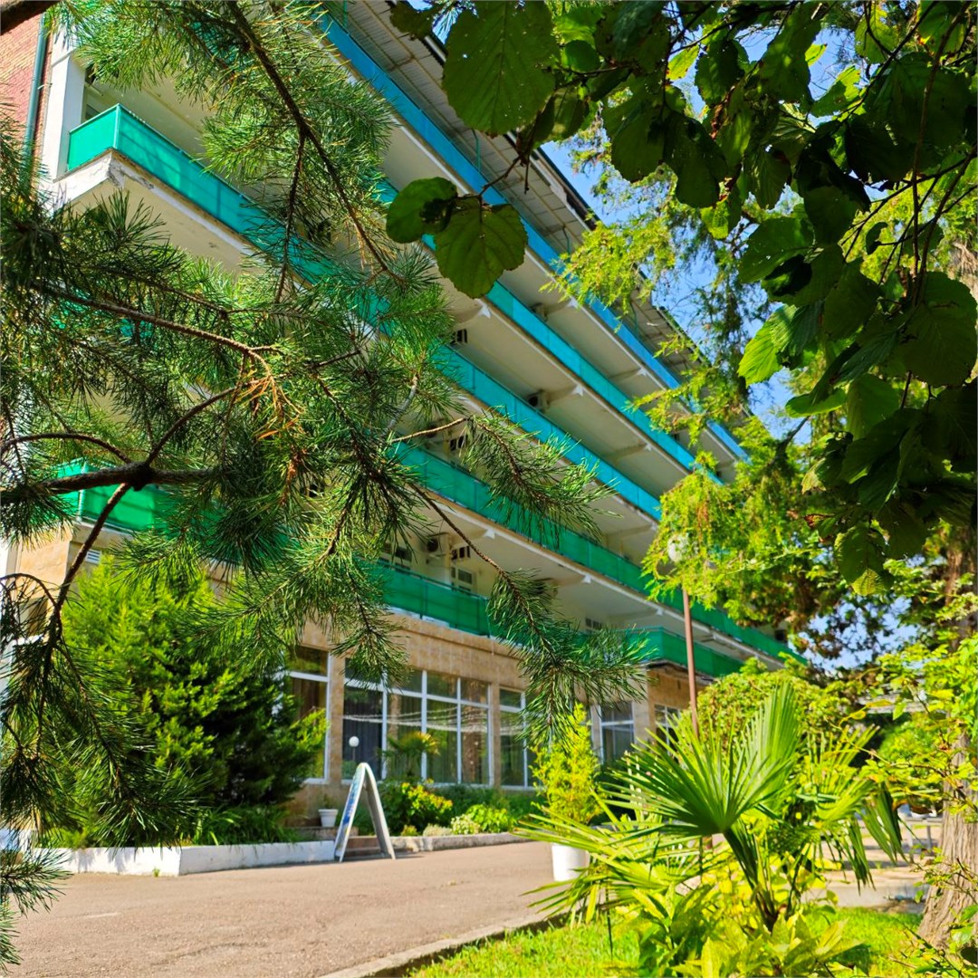 Отель "Южный"