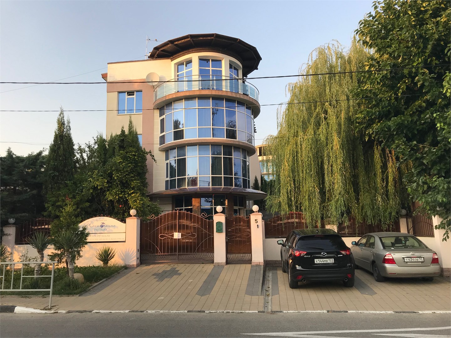 Ласточкино гнездо - photo 2