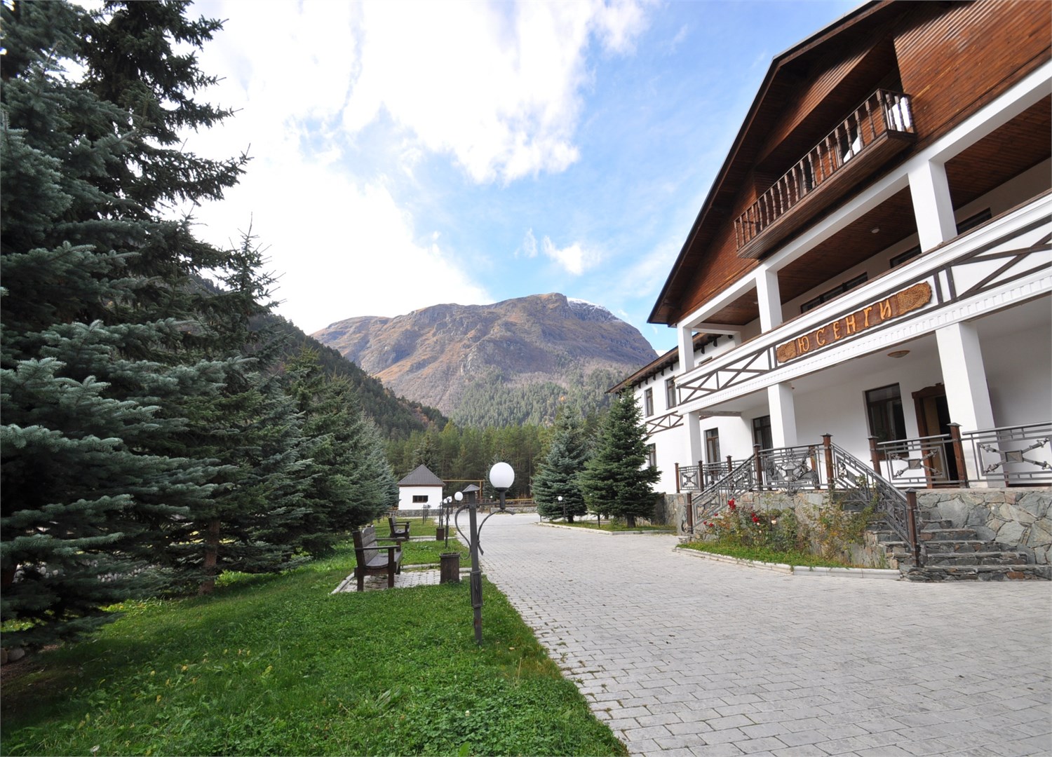 Usengi Hotel and Hostel - photo 5