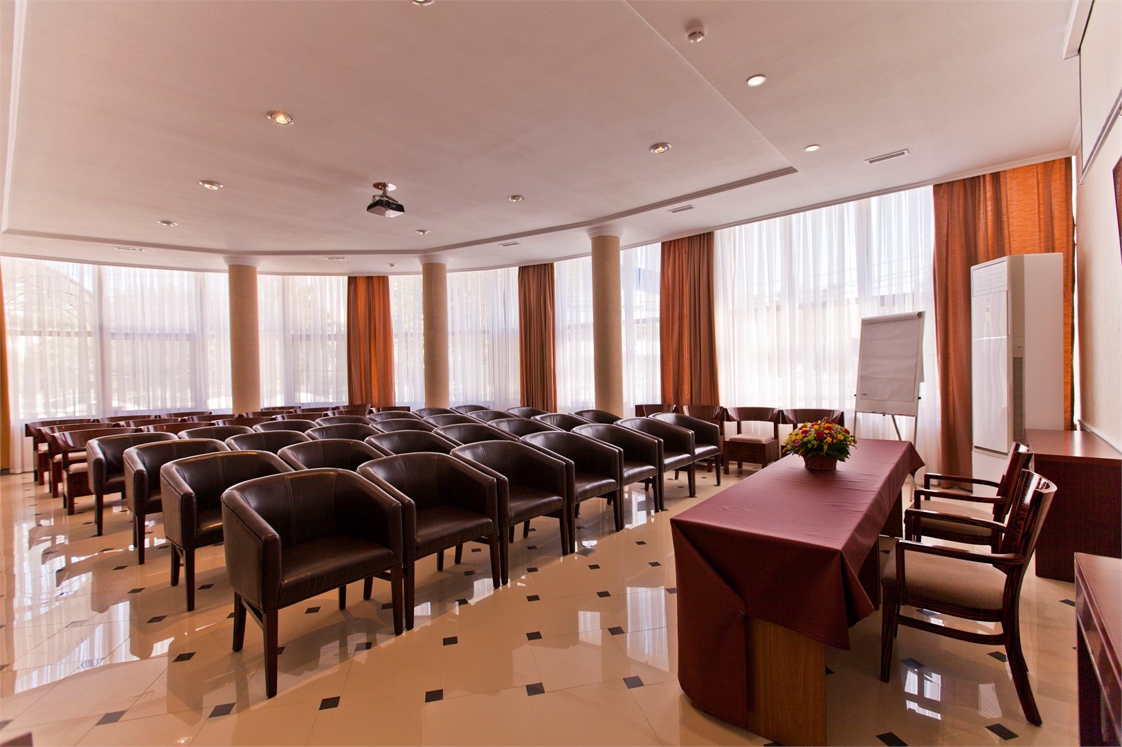 PARK HOTEL - photo 5