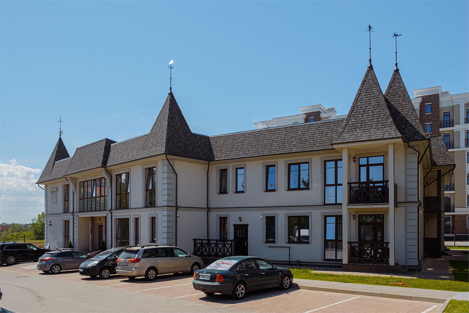 Residence - photo 2