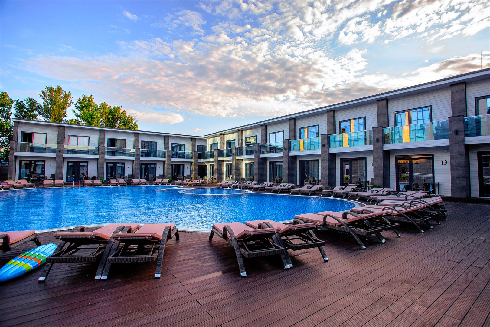 Grand Sapphire Village