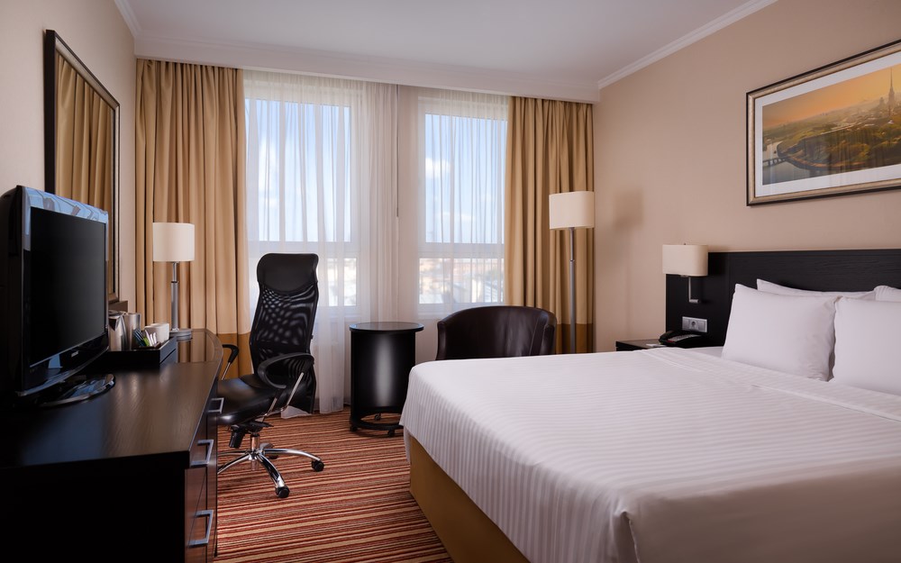 CORT INN ST-PETERSBURG HOTEL & CONFERENCE CENTER - photo 2