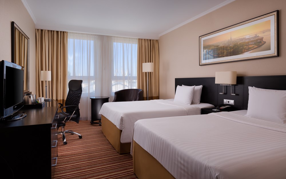 CORT INN ST-PETERSBURG HOTEL & CONFERENCE CENTER - photo 3