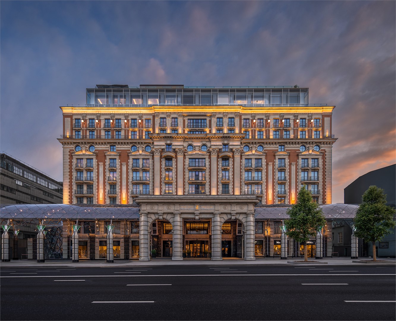 The Carlton, Moscow