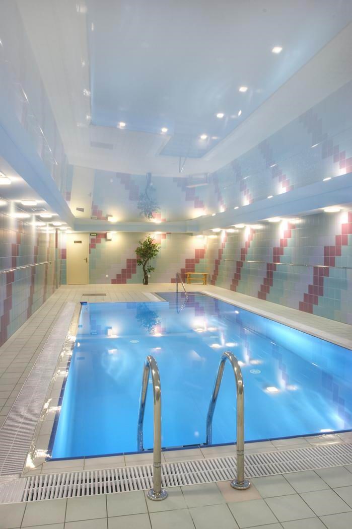 Petro Palace Hotel - photo 2