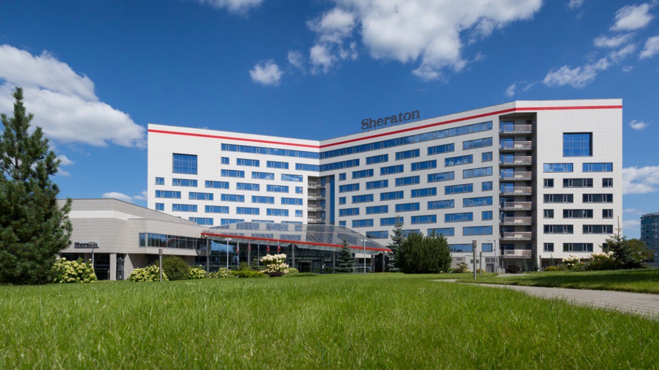 Sheraton Skypoint  Luxe Hotel