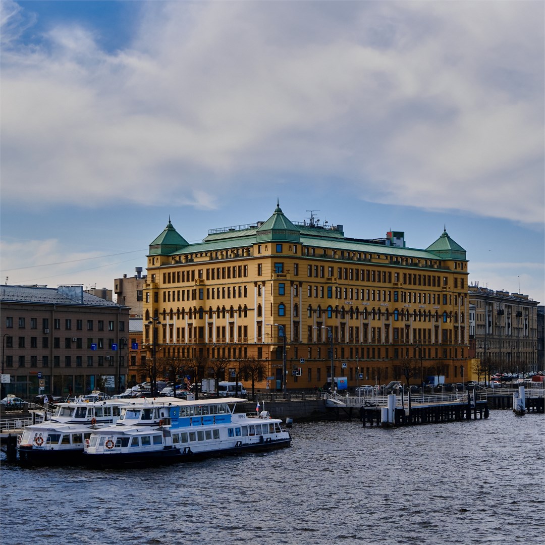 River Palace Hotel - photo 3