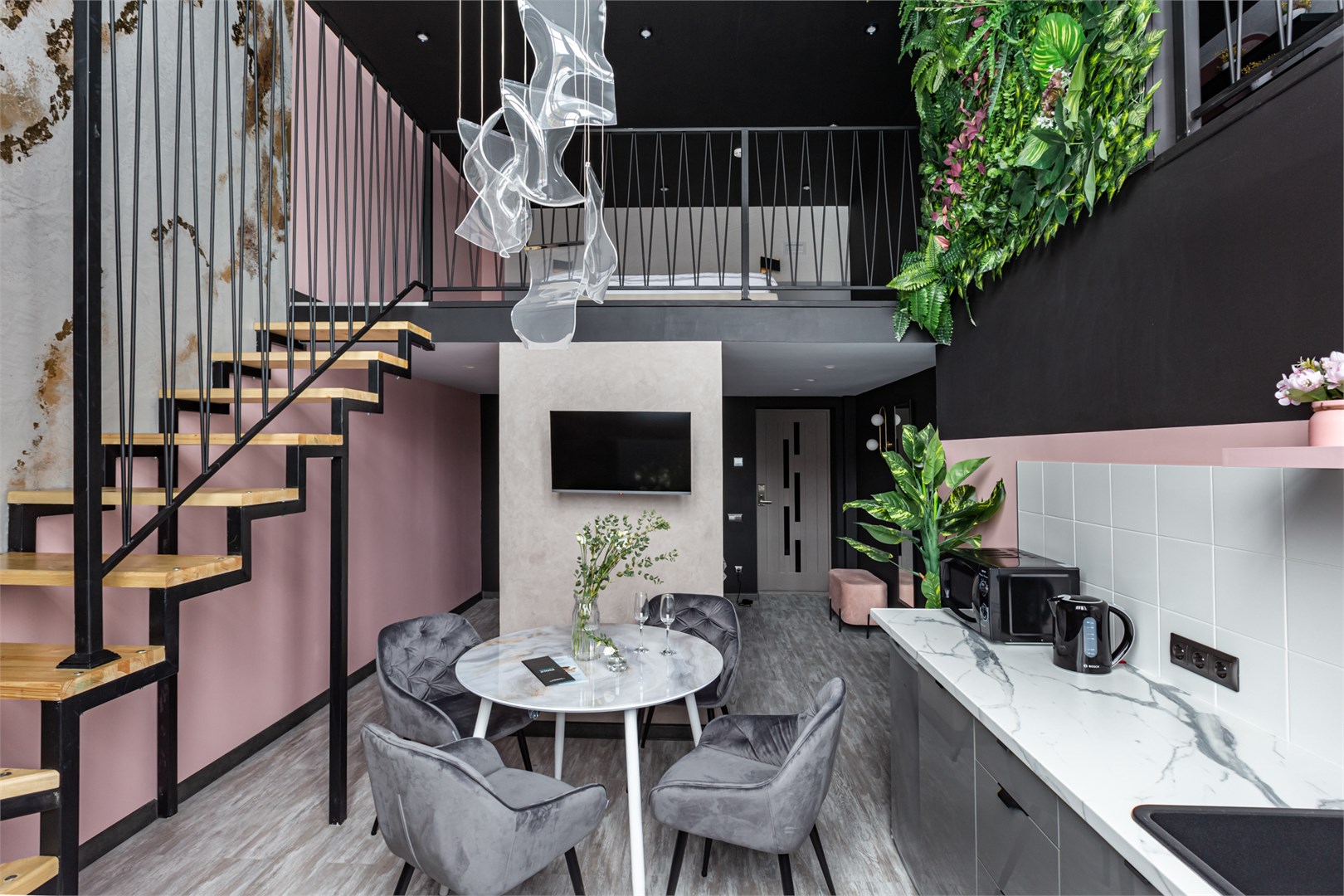 Smart Hotel Kantemirovskiy