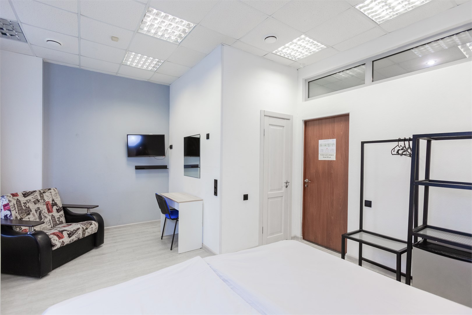 Hotel Lucky на Набережной - photo 3