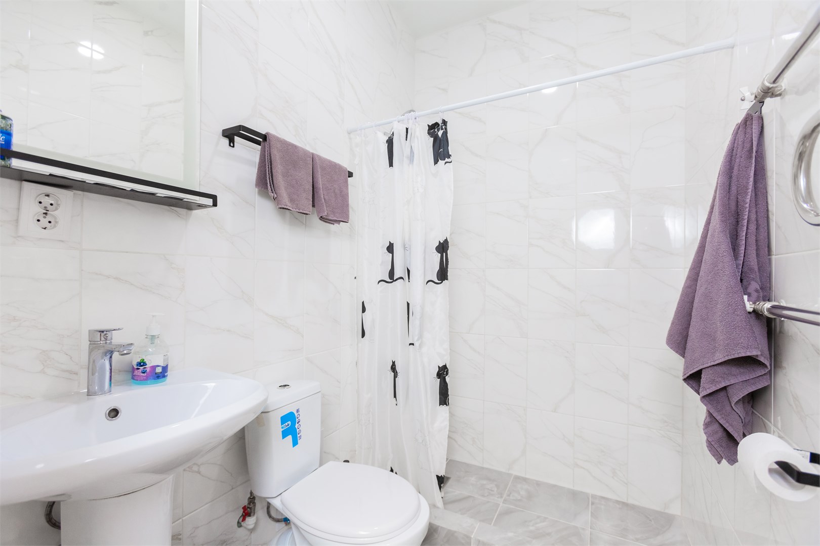 Hotel Lucky на Набережной - photo 4